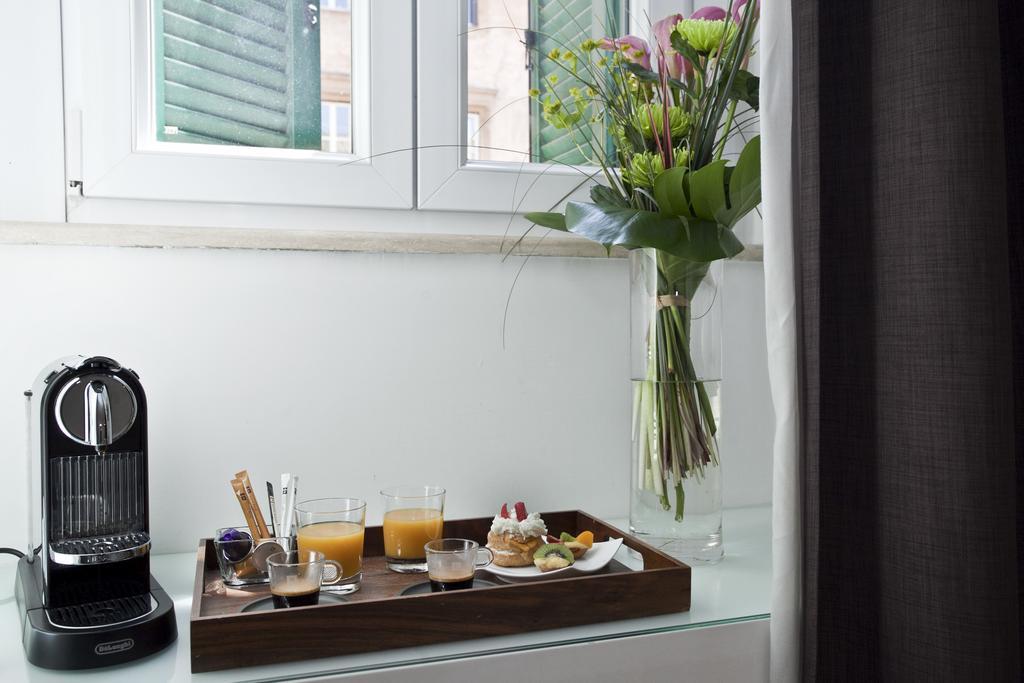 Navona Suites Rome Room photo